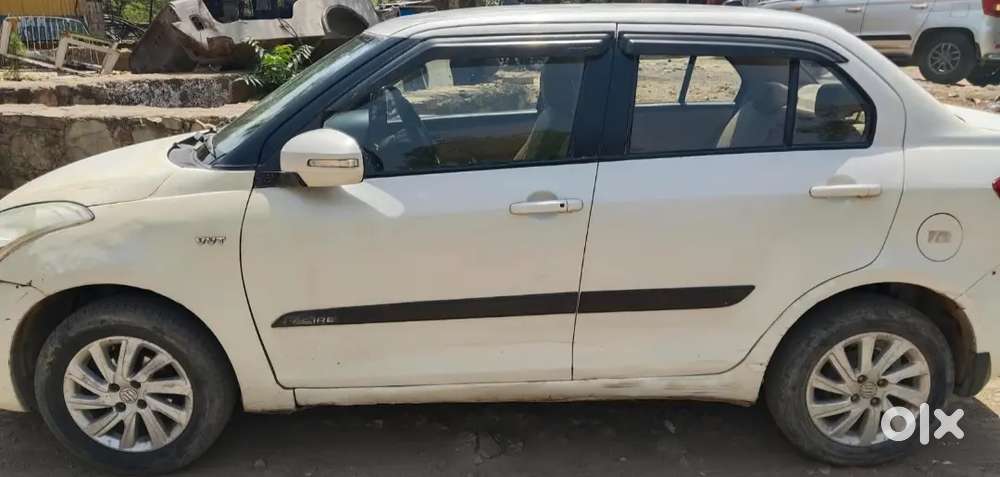 Maruti Suzuki Dzire 1.2 Zxi 2015
