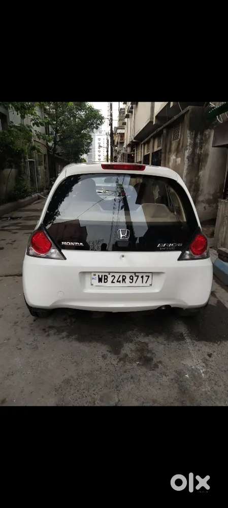 Honda Brio 2013 Petrol Well Maintained Car For Sale