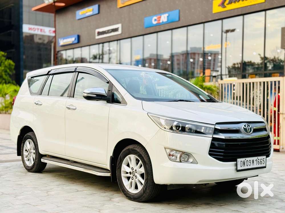 Toyota Innova Crysta 2.8z Automatic, 2017, Diesel