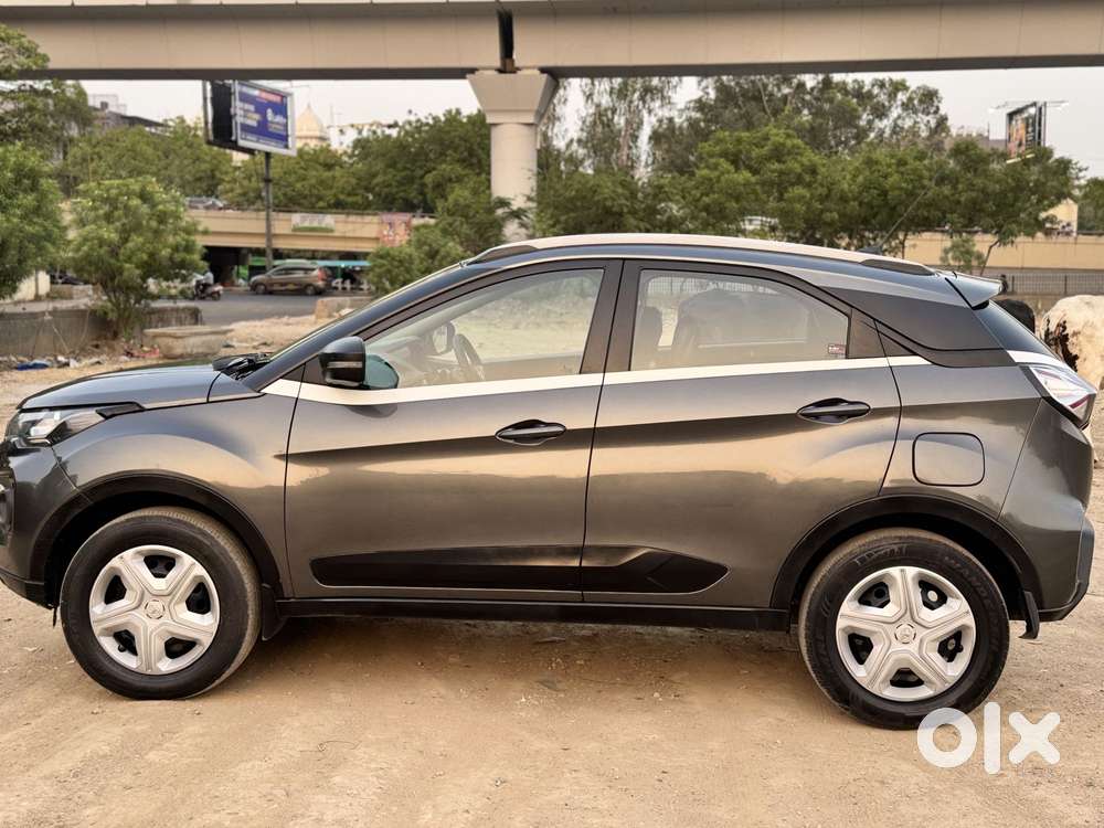 Tata Nexon 1.2 Revotron Xza Plus Premium, 2021, Diesel