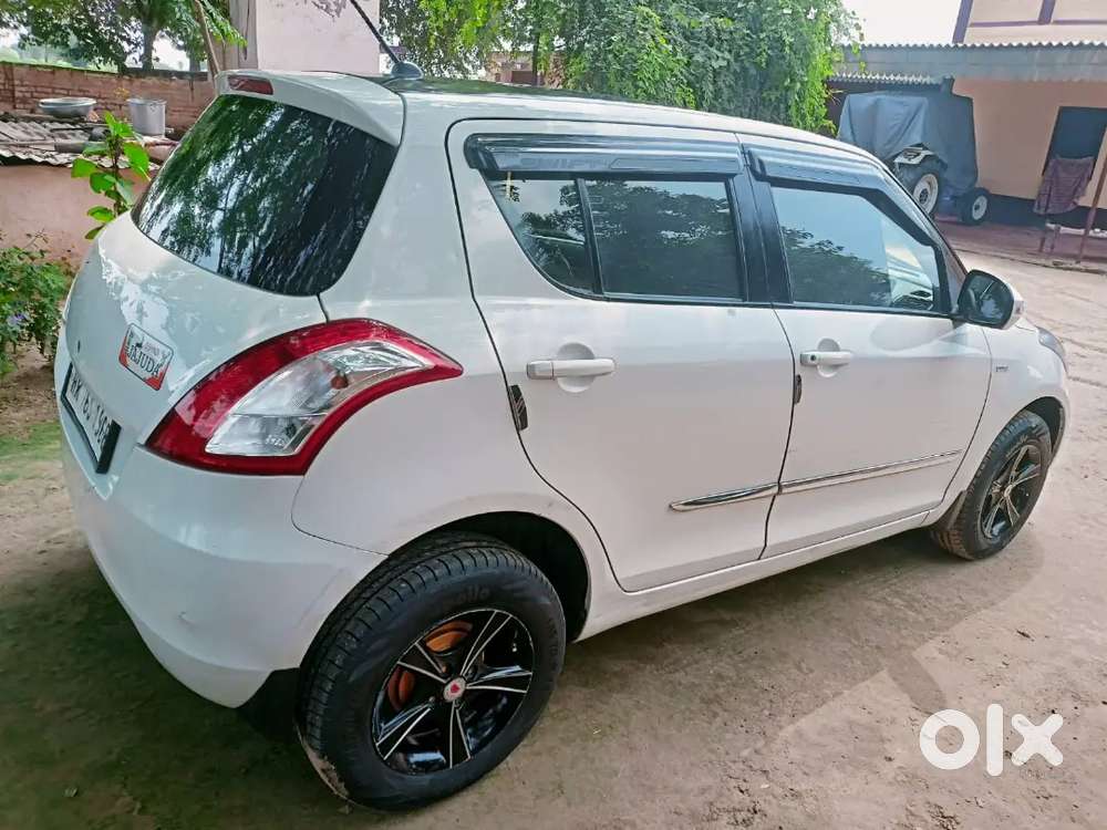Maruti Suzuki Dzire 2017 Diesel 90000 Km Driven