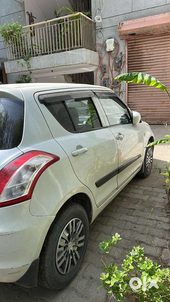 Maruti Suzuki Swift 2012 Petrol Well Maintained
