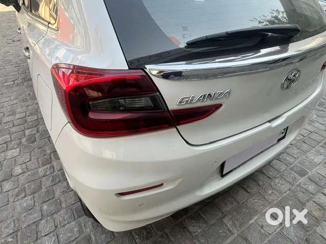 Toyota Glanza 1.2 V Amt, 2024, Petrol