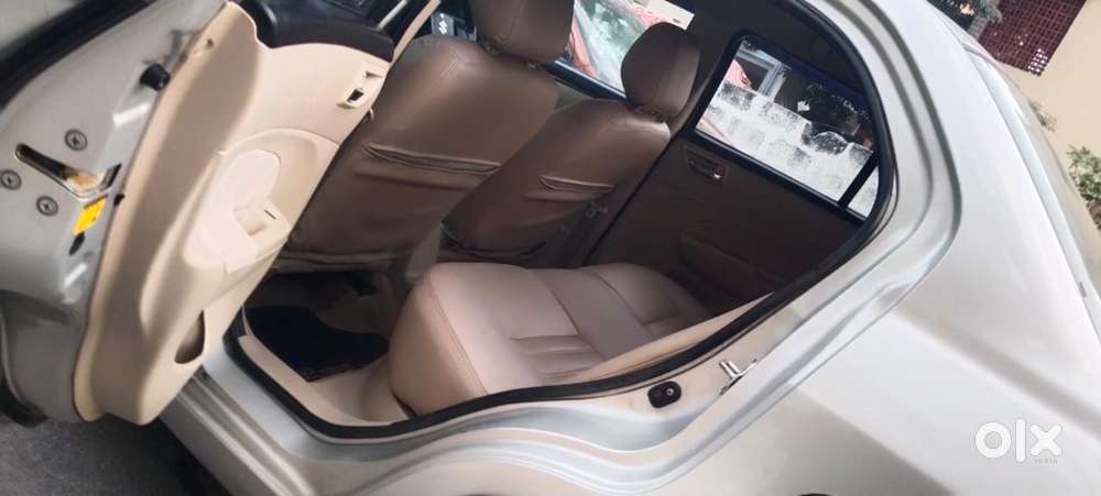 Maruti Suzuki Swift Dzire 1.2 Vxi Bsiv, 2013, Petrol