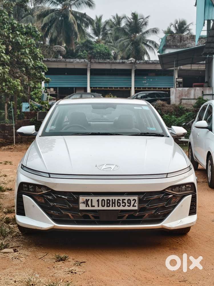 Hyundai Verna 2023 Petrol 65000 Km Driven
