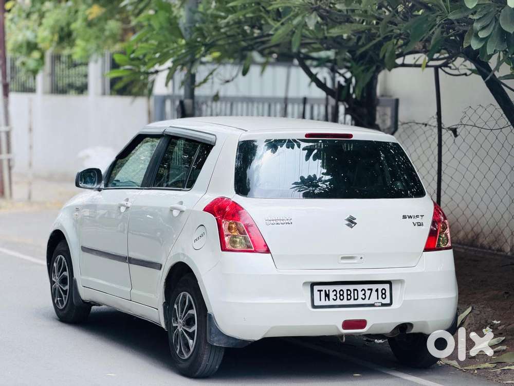 Maruti Suzuki Swift Vxi + Manual, 2010, Diesel