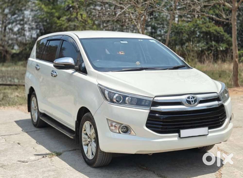 Toyota Innova Crysta 2.8z Automatic, 2017, Diesel