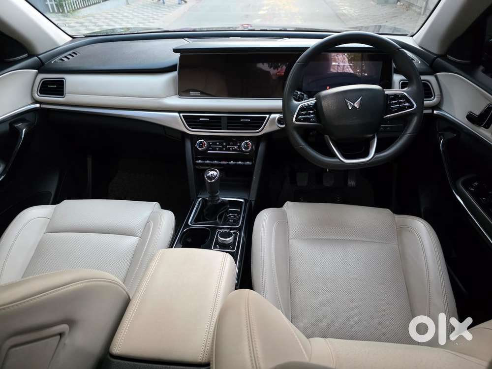 Mahindra Xuv700 2.2 Ax 7 Diesel Mt Str, 2022, Diesel