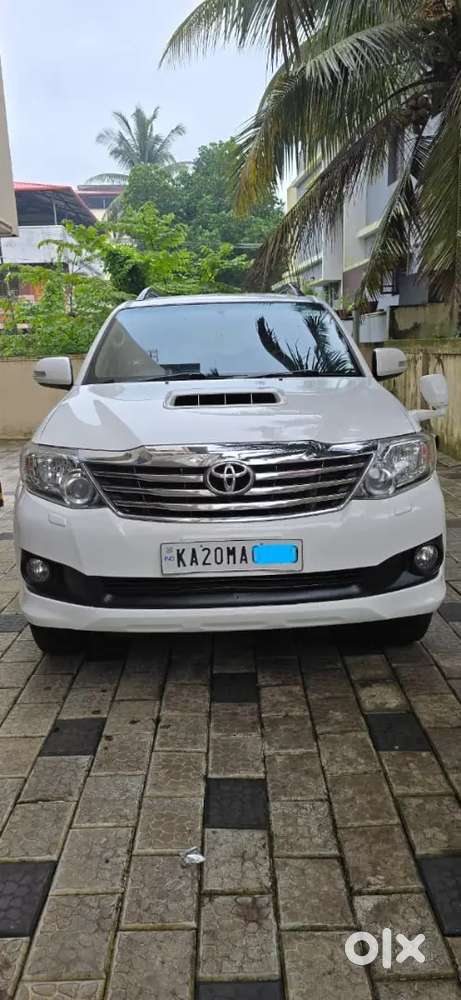 Toyota Fortuner 2014 Diesel Manual 4*4 November Month