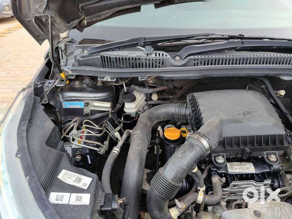 Tata Nexon 1.2 Revotron Xz Plus Dual Tone Roof (s), 2020, Petrol