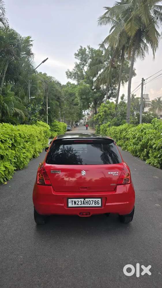 Maruti Suzuki Swift 2009 (tn 23 Ah 0786)