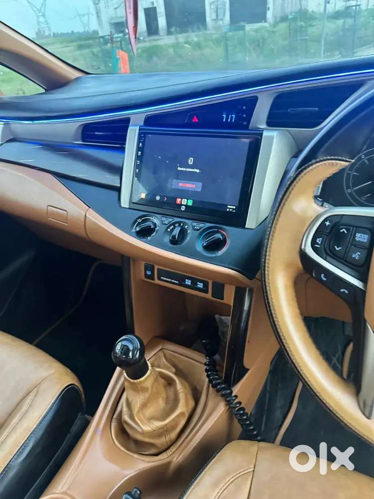 Toyota Innova Hycross 2019