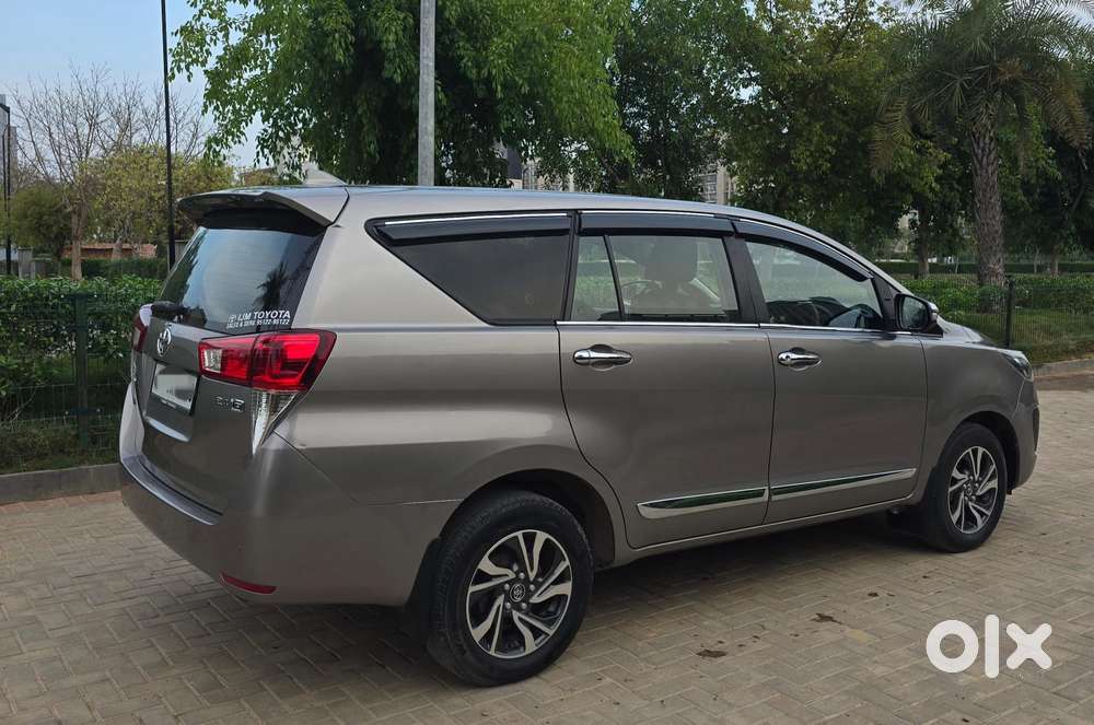 Toyota Innova Crysta 2.4 Gx Limited Edition At 7 Str, 2021, Diesel