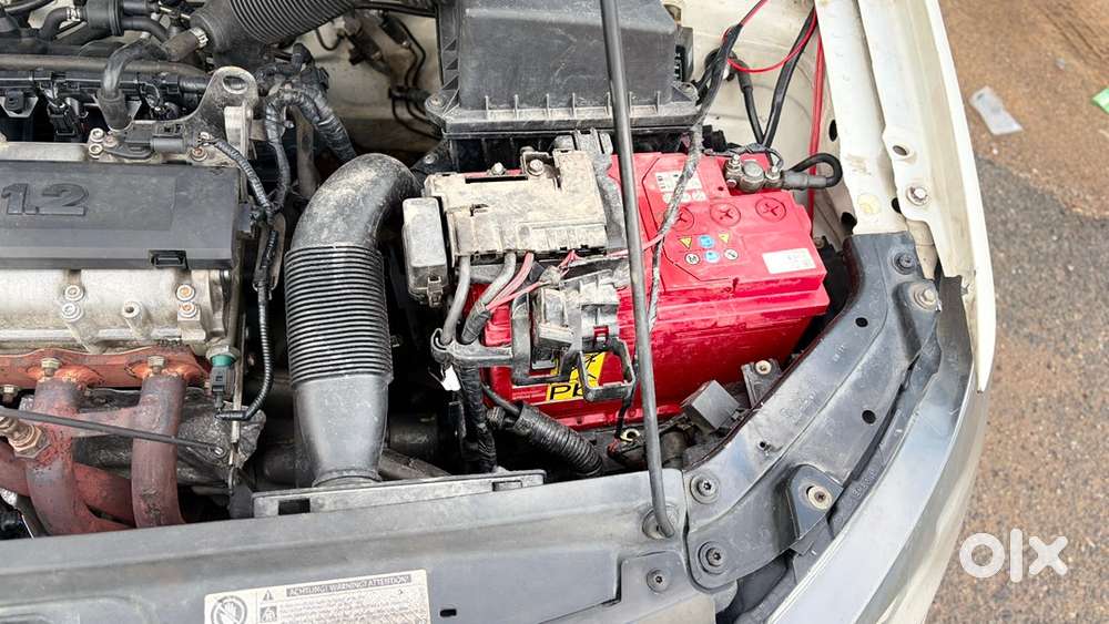 Volkswagen Polo Petrol Manual 2011