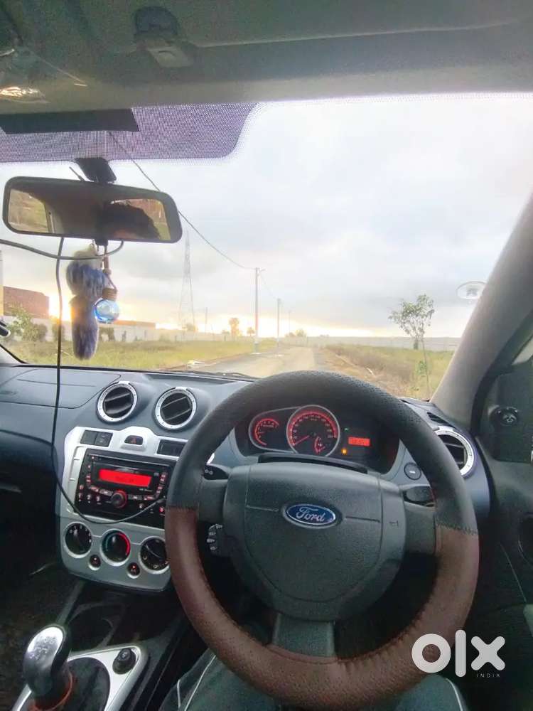 Ford Figo Petrol 1.2 Manual 2013
