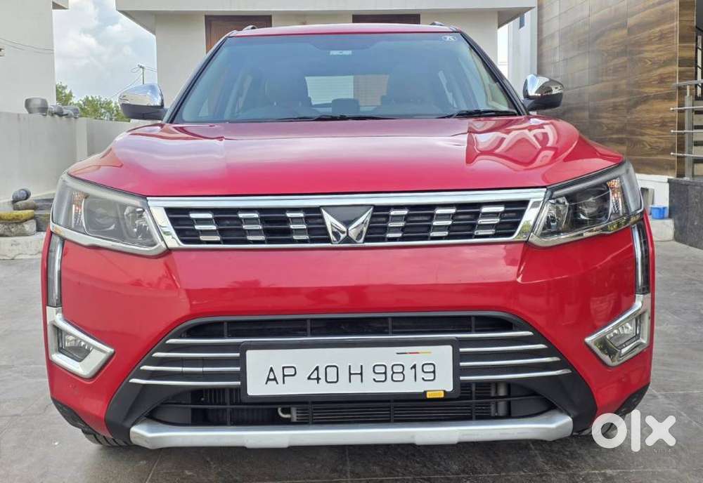 Mahindra Xuv300 W8 (o) 1.5 Diesel Amt, 2023, Diesel