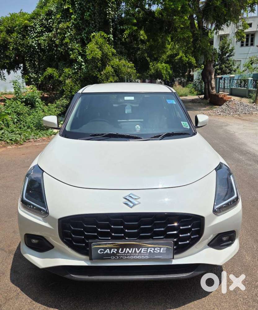 Maruti Suzuki Swift Vxi + Manual, 2024, Petrol