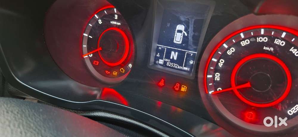 Mahindra Xuv300 W6 Amt Diesel, 2022, Diesel