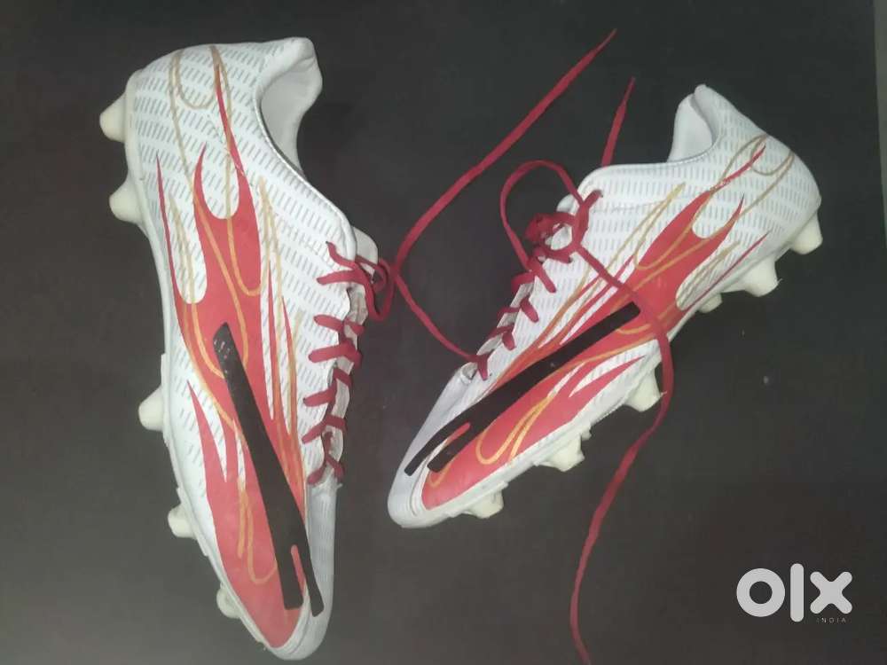 Sega Spectra: A Football boots Sports Equipment 1825246218