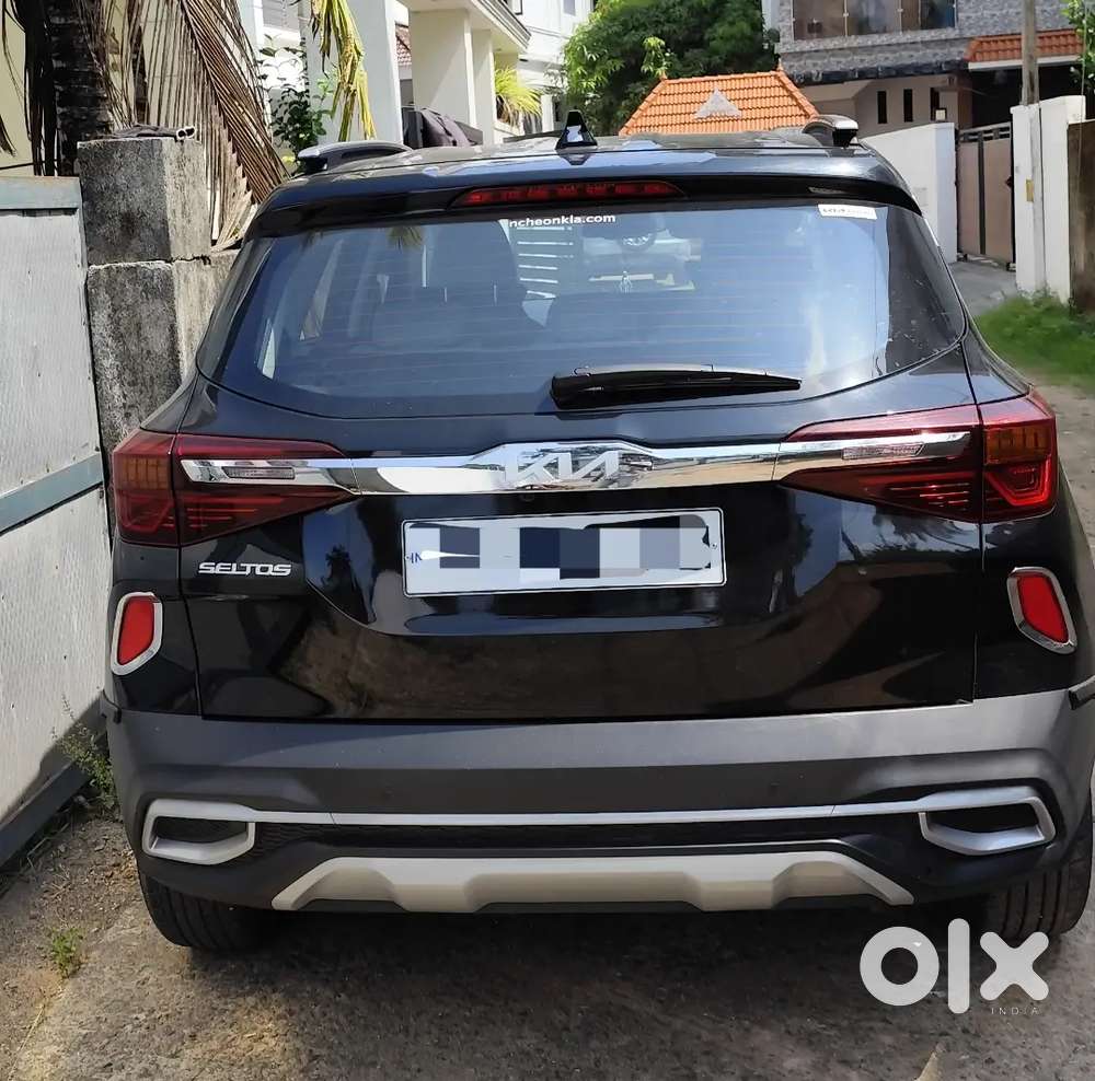 Black Kia Seltos 2023, 11000km, Single Owner, Well Maintained