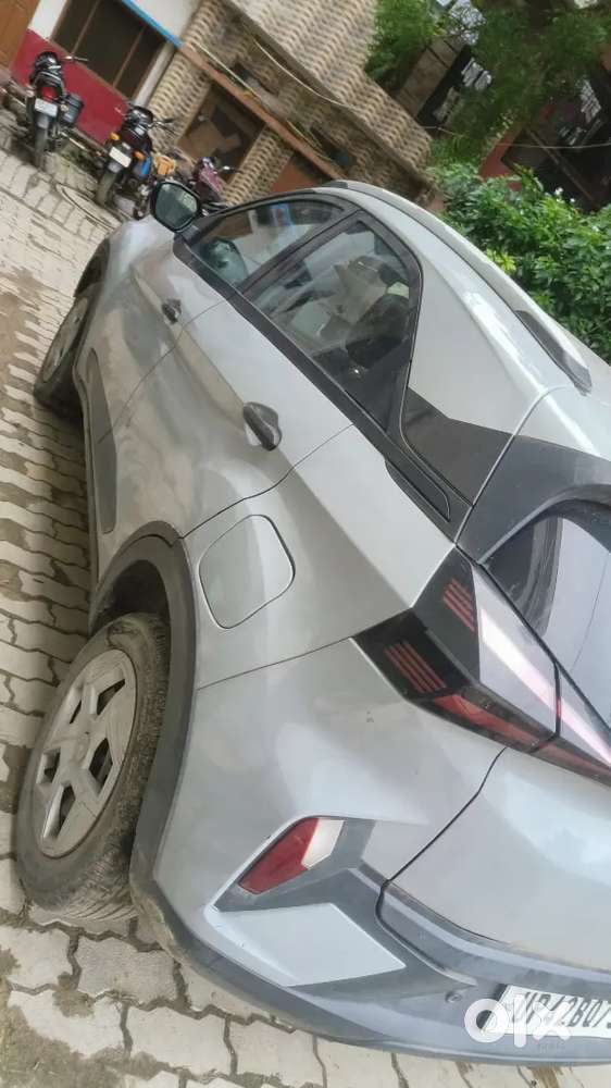 Tata Nexon 2024 Petrol Good Condition With Sonroof