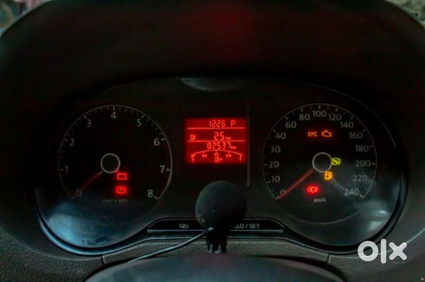 Volkswagen Vento 2010-2013 Petrol Highline At, 2014, Petrol