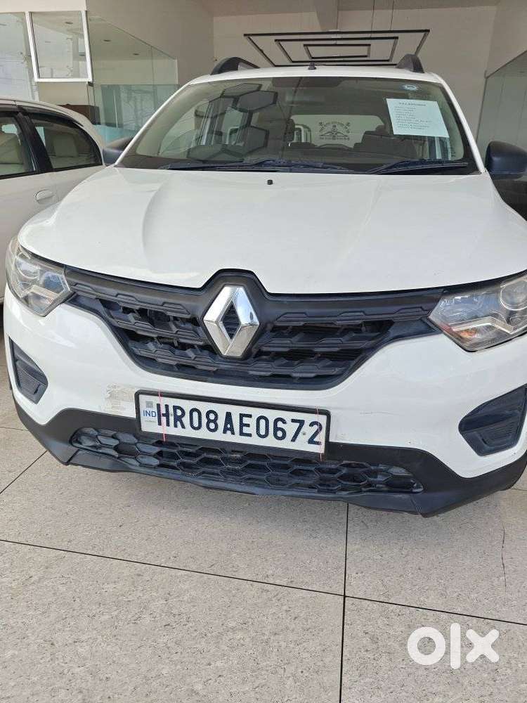 Renault Triber, 2022, Petrol
