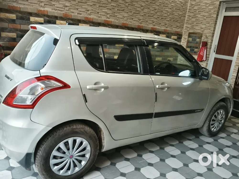 Maruti Suzuki Swift 2017 Diesel 130000 Km Driven