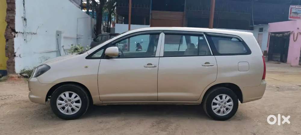 Toyota Innova 2010 Petrol Manual 200000 Km