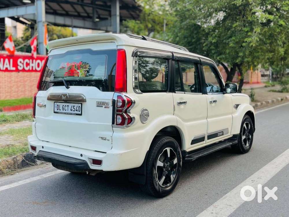 Mahindra Scorpio Classic 2.2 S 11 Mt 7 Str, 2023, Diesel