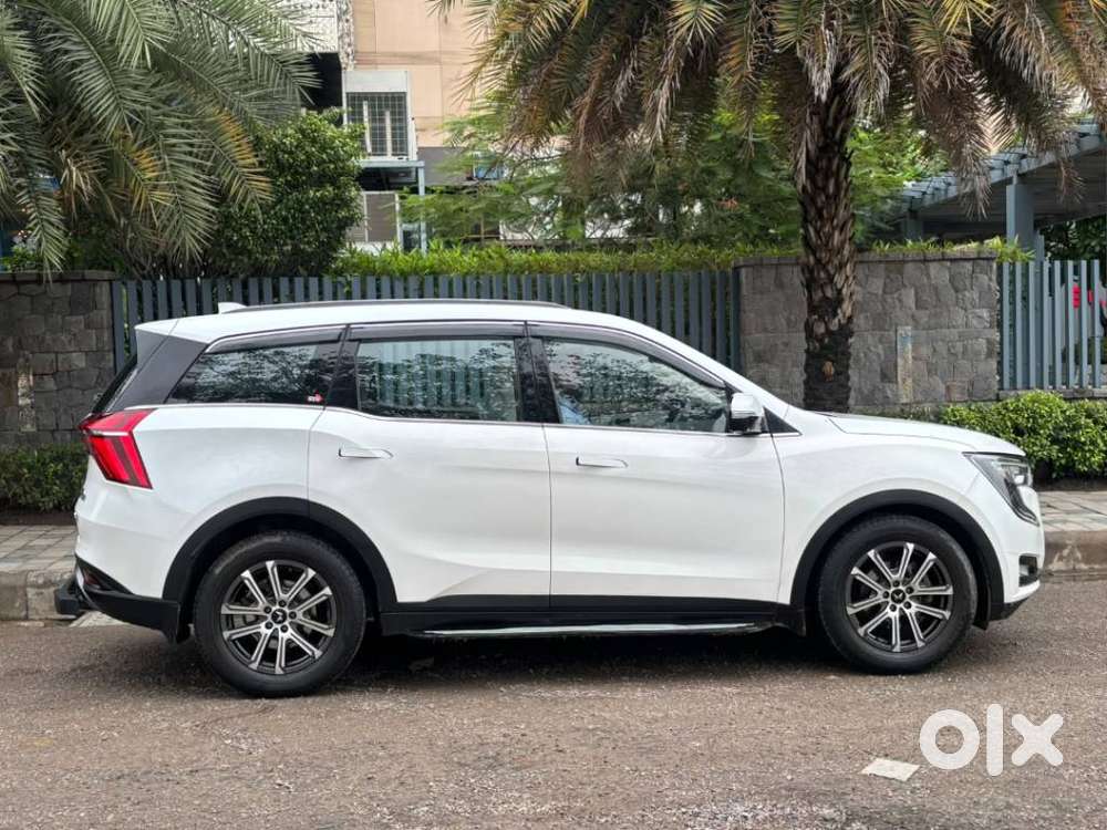 Mahindra Xuv700 2.0 Ax 7 Petrol At Luxury Pack Str, 2024, Petrol