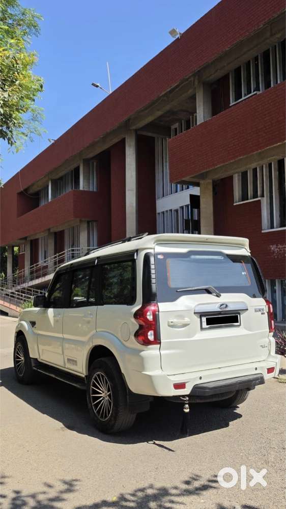 Mahindra Scorpio Classic 2.2 S 11 Mt 7 Str, 2021, Diesel