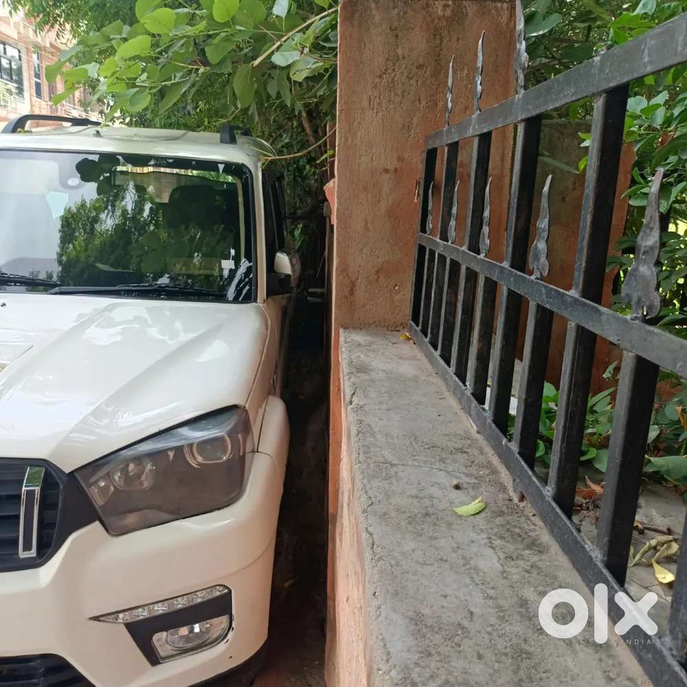 Mahindra Scorpio 2012 Diesel Manual