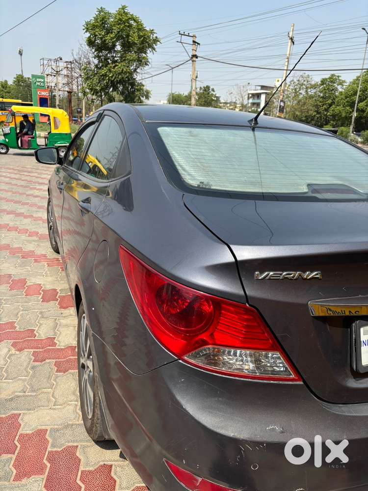 Hyundai Fluidic Verna 2014