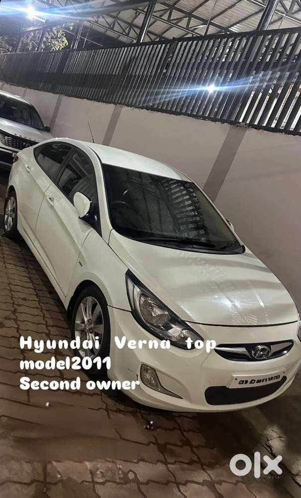 Hyundai Verna Petrol 2011