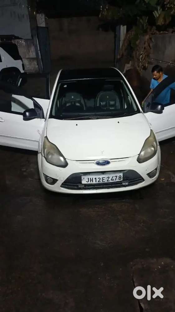 Ford Figo 2013