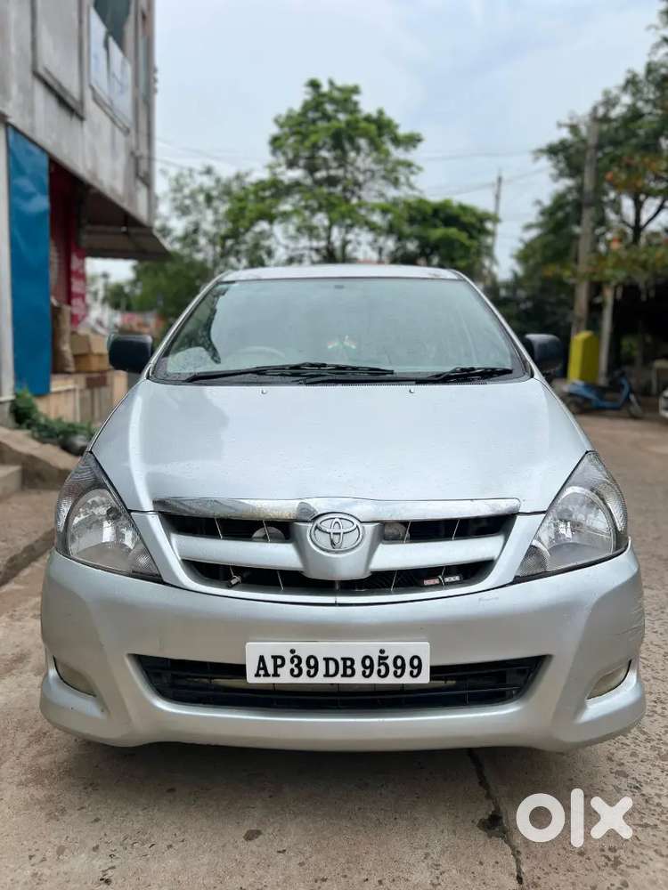 Toyota Innova 2007 Diesel Well Maintained

Check And Buy