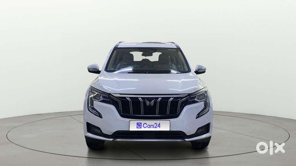 Mahindra Xuv700 2.0 Ax 7 Petrol Mt Str, 2021, Petrol