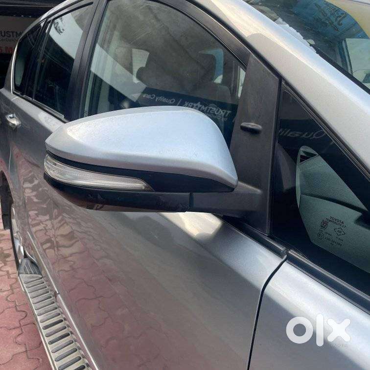 Toyota Innova Crysta 2.4 G Mt 8s, 2016, Diesel