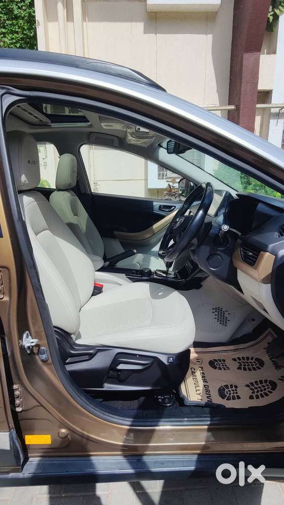 Tata Nexon Xza+ Premium Jet Edition 1.2 Amt Turbo Petrol