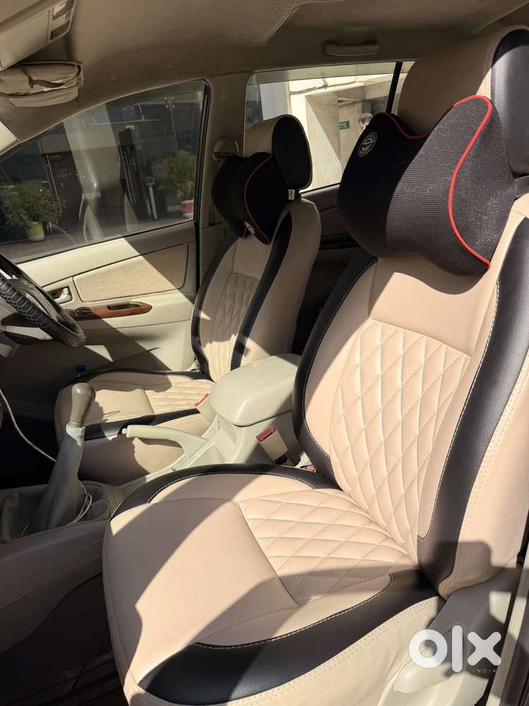 Toyota Innova 2.5 Gx 7 Seater Bs Iv, 2014, Diesel