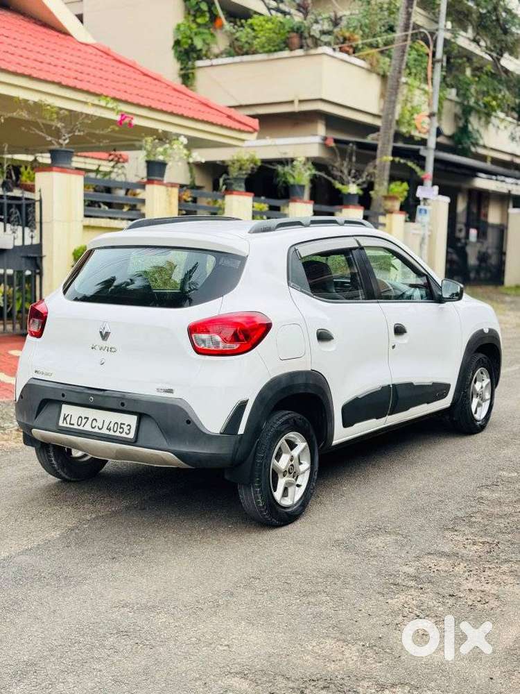 Renault Kwid 1.0 Rxt (o) Easy-r, 2017, Petrol