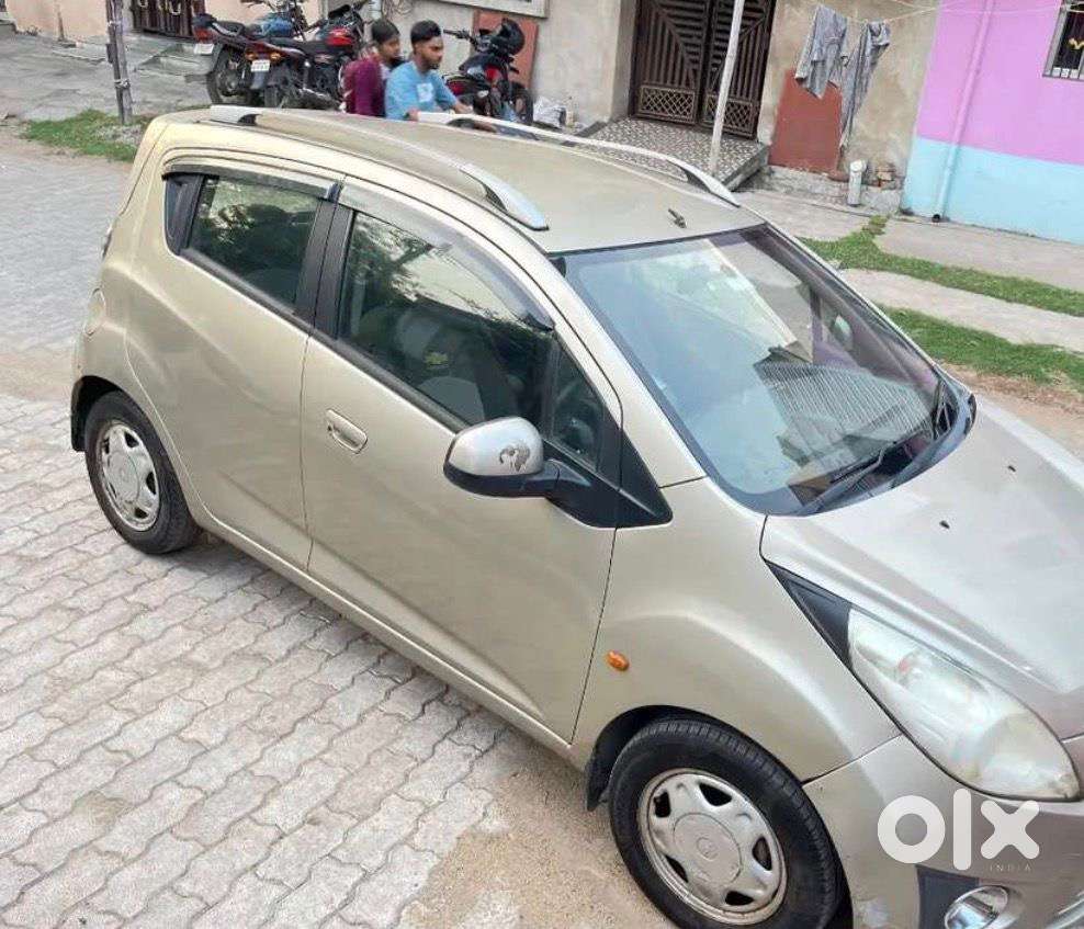 Chevrolet Beat Petrol 2012