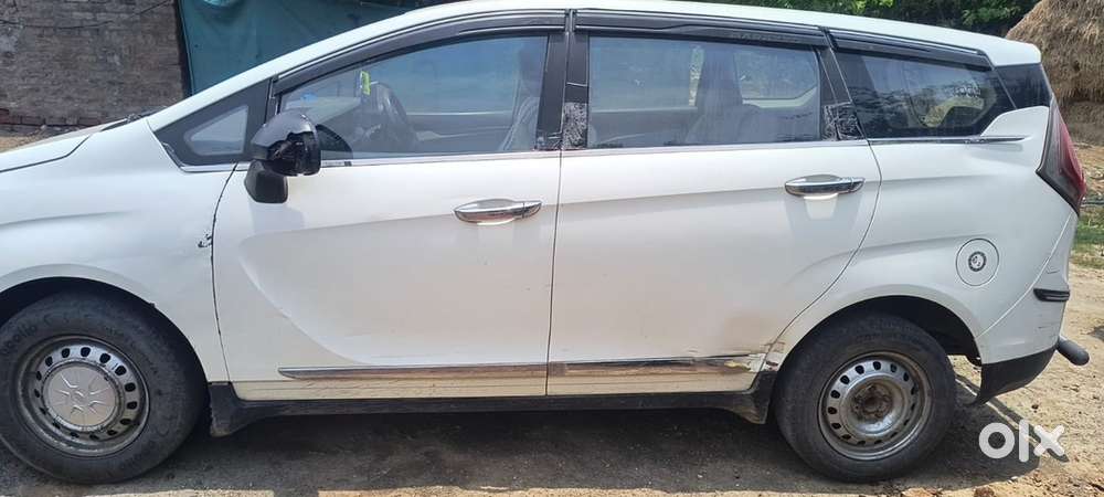 Mahindra Marazzo Diesel 2019