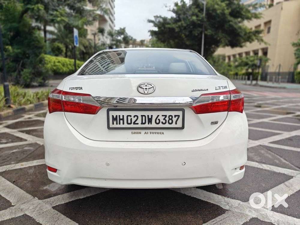Toyota Corolla Altis 2013-2017 Vl At, 2015, Petrol