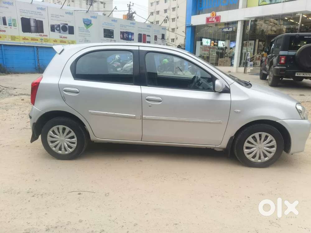 Toyota Etios Liva 1.2 G, 2012, Petrol