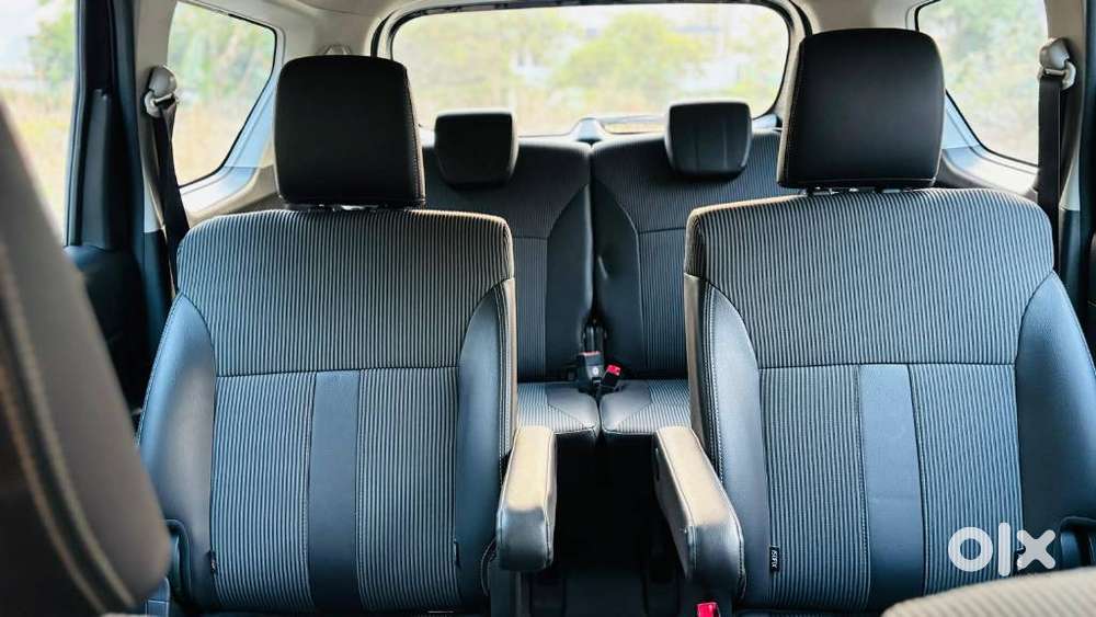 Maruti Suzuki Xl6 1.5 Zeta Mt, 2025, Petrol