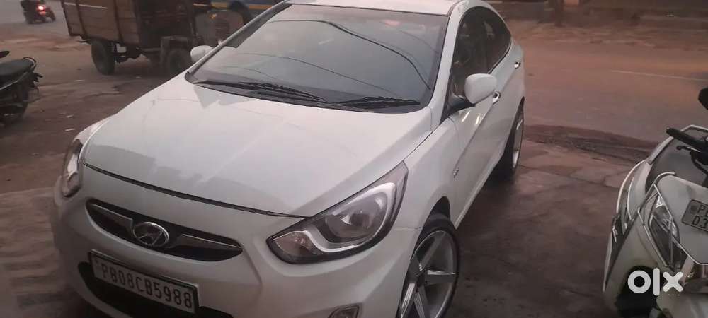 Hyundai Verna 1.6 Sx 2012