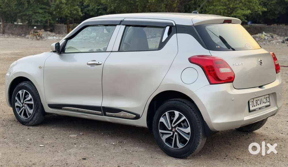 Maruti Suzuki Swift Lxi Optional-o, 2018, Petrol
