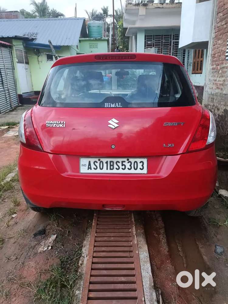 Maruti Suzuki Swift Lxi 2015